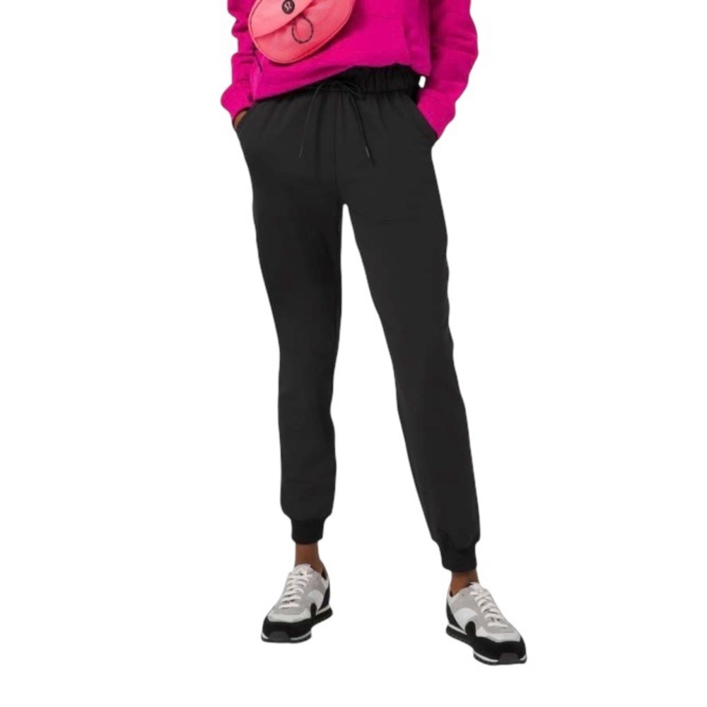 Lululemon Joggers 4 Black